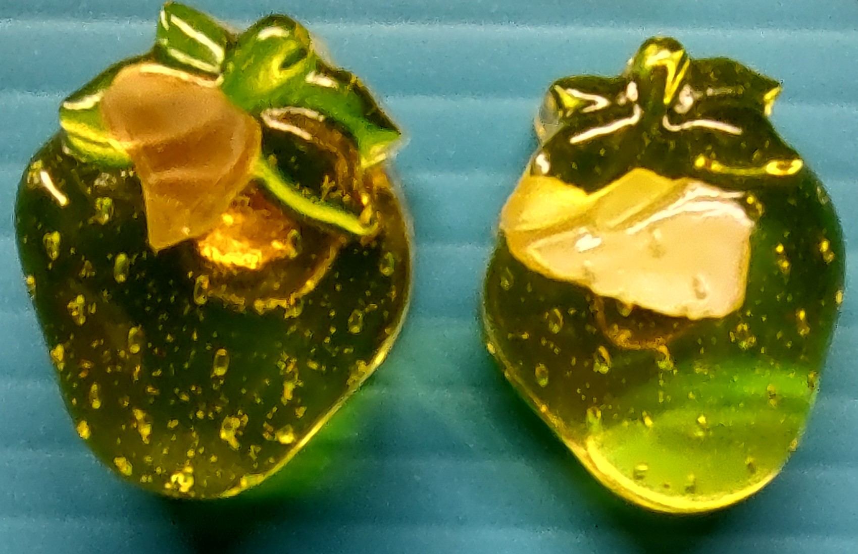 earrings strawberry with mother of pear yellow (2)